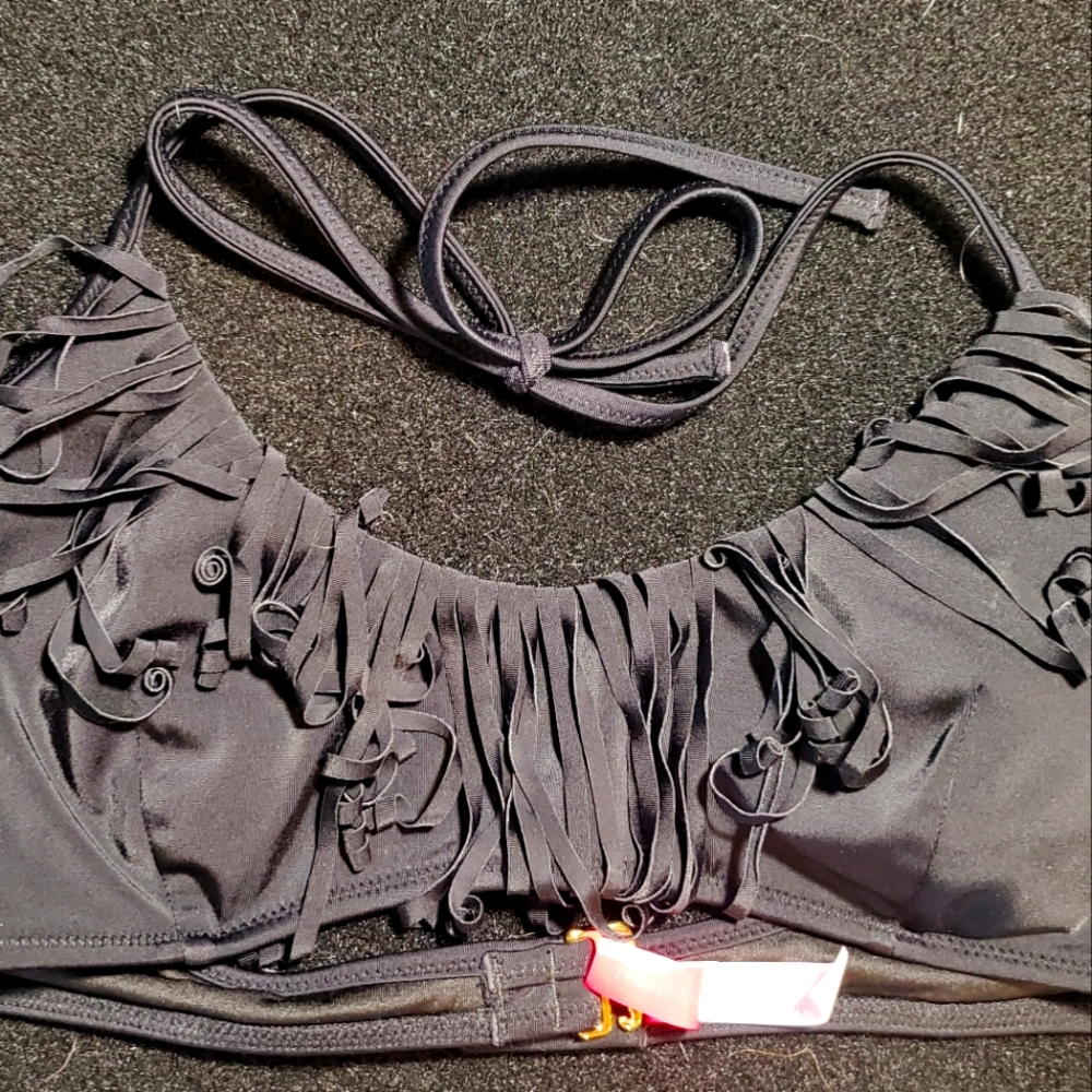 Victoria Secret NWOT black bikini top